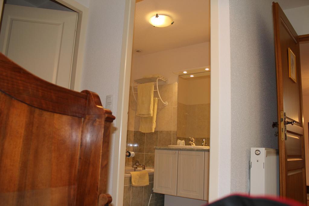 Le Lavoir Bed & Breakfast Peintre Екстериор снимка