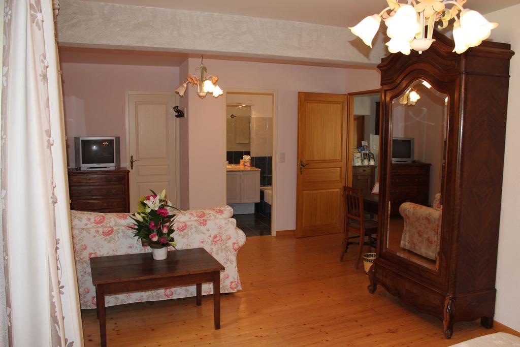 Le Lavoir Bed & Breakfast Peintre Екстериор снимка