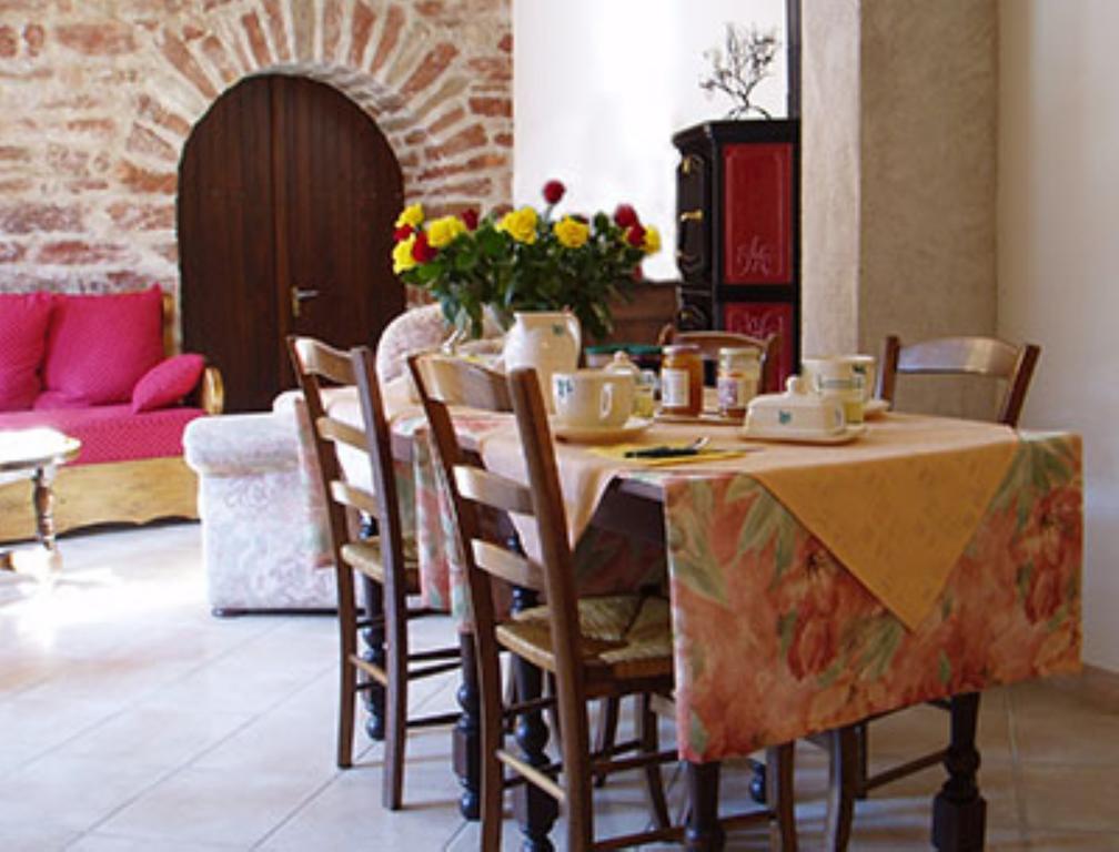 Le Lavoir Bed & Breakfast Peintre Екстериор снимка